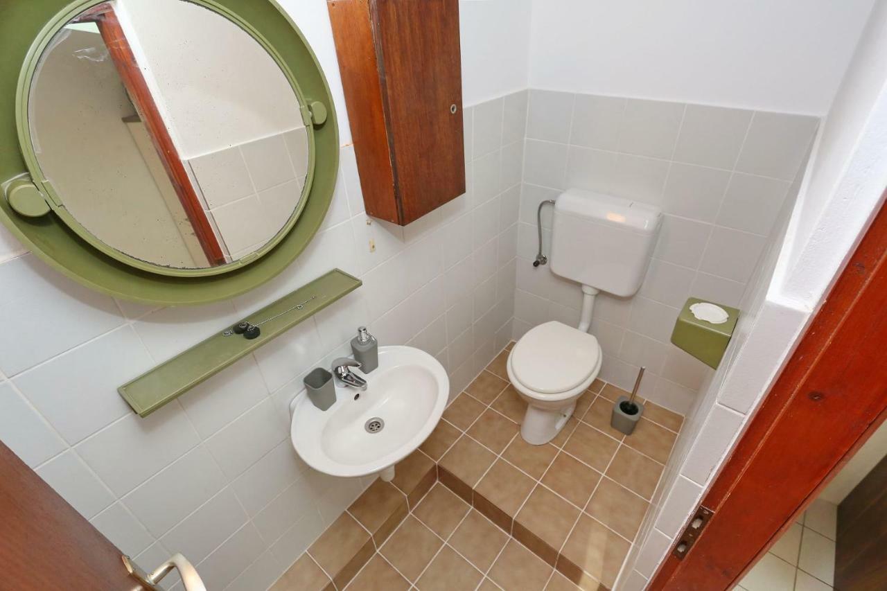 Apartments Golub Nin Luaran gambar